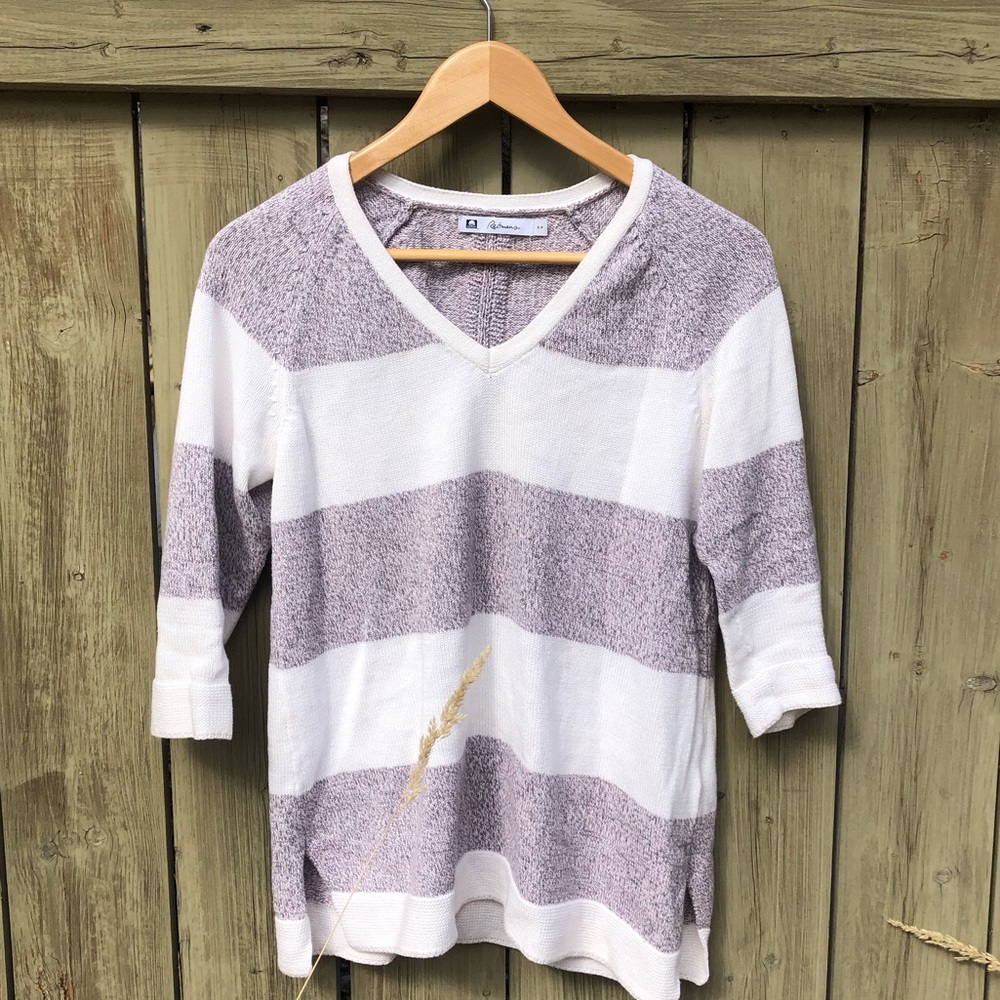☀️ REITMANS white and purple sweater!